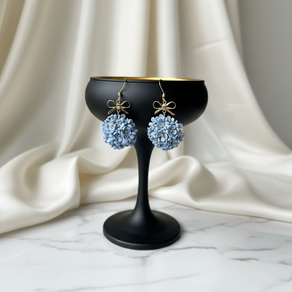 Auskaru glezna "Neaizmirstulītes” ar apzeltītu bantīti