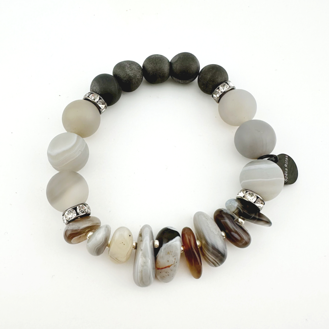 Agate bracelet “Morning mist”