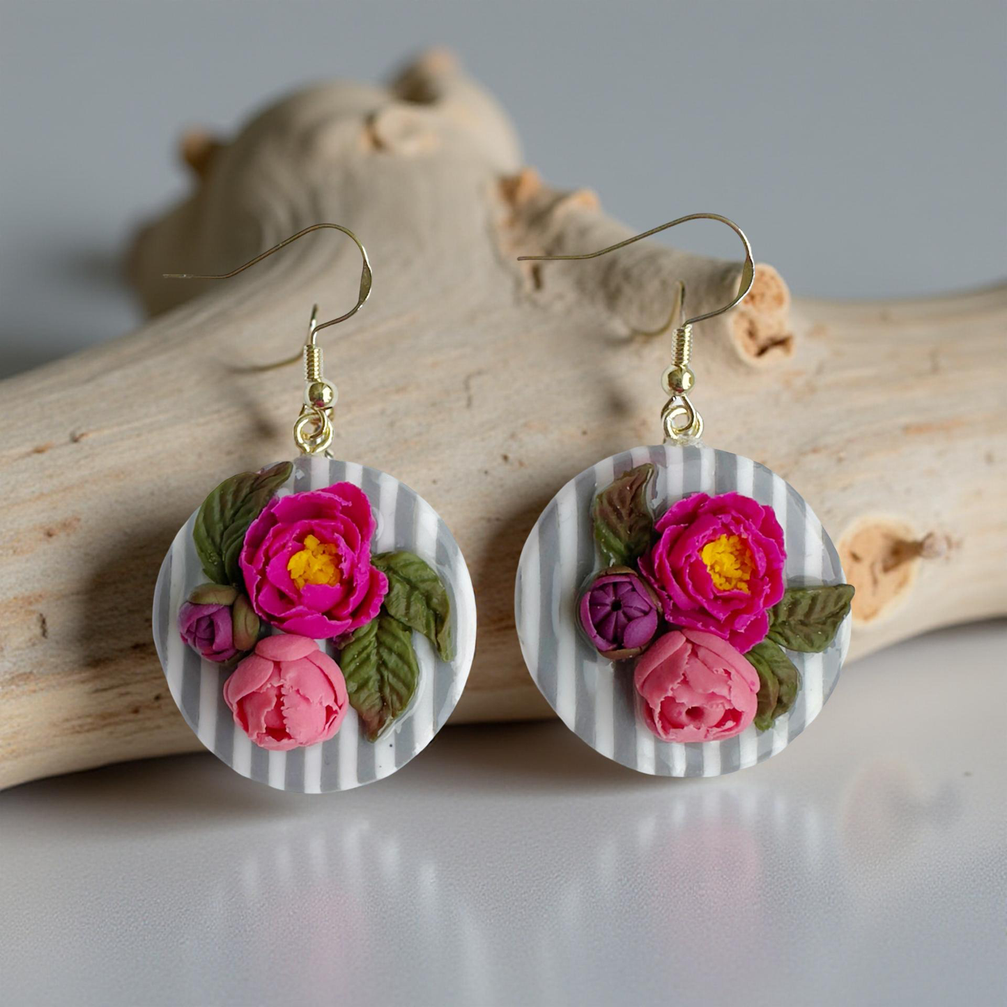 Auskaru glezna “Peonijas”