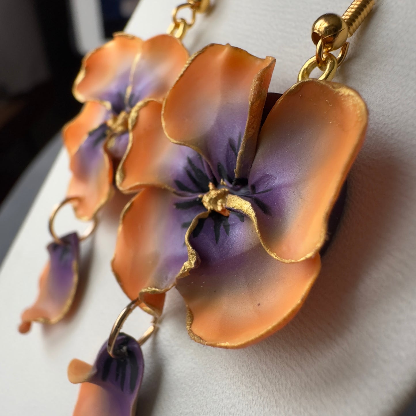 Auskaru glezna | Saulrieta zieds