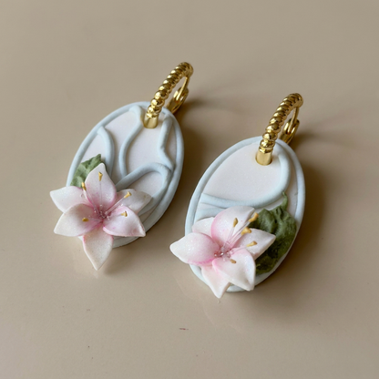 Auskaru glezna | Baltās lilijas