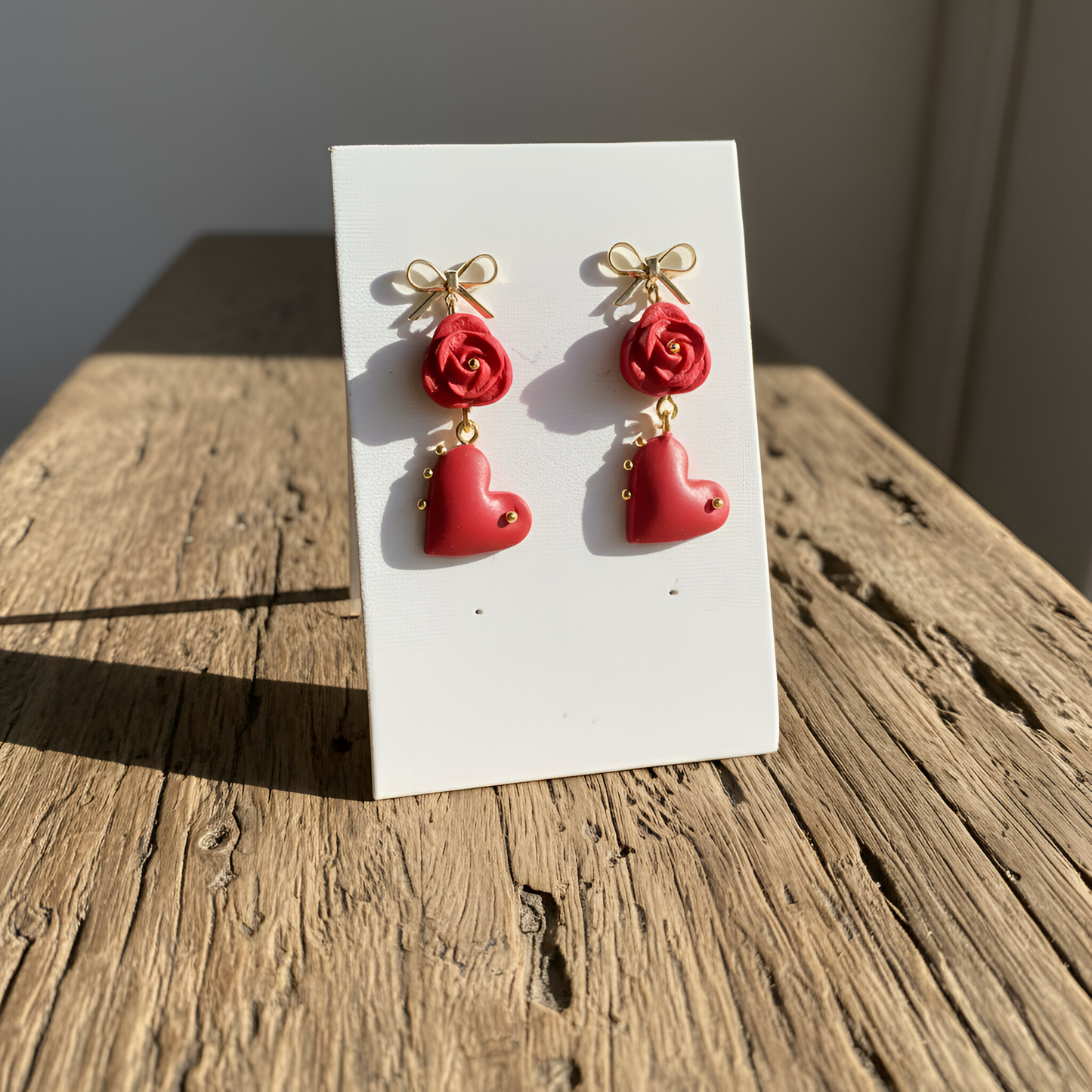 Sarkani auskari ar sirsniņu | Koķete