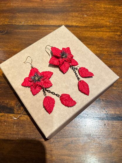 Ziemassvētku auskari dāvanai kopā ar eglīšu rotājumu | Puansentija