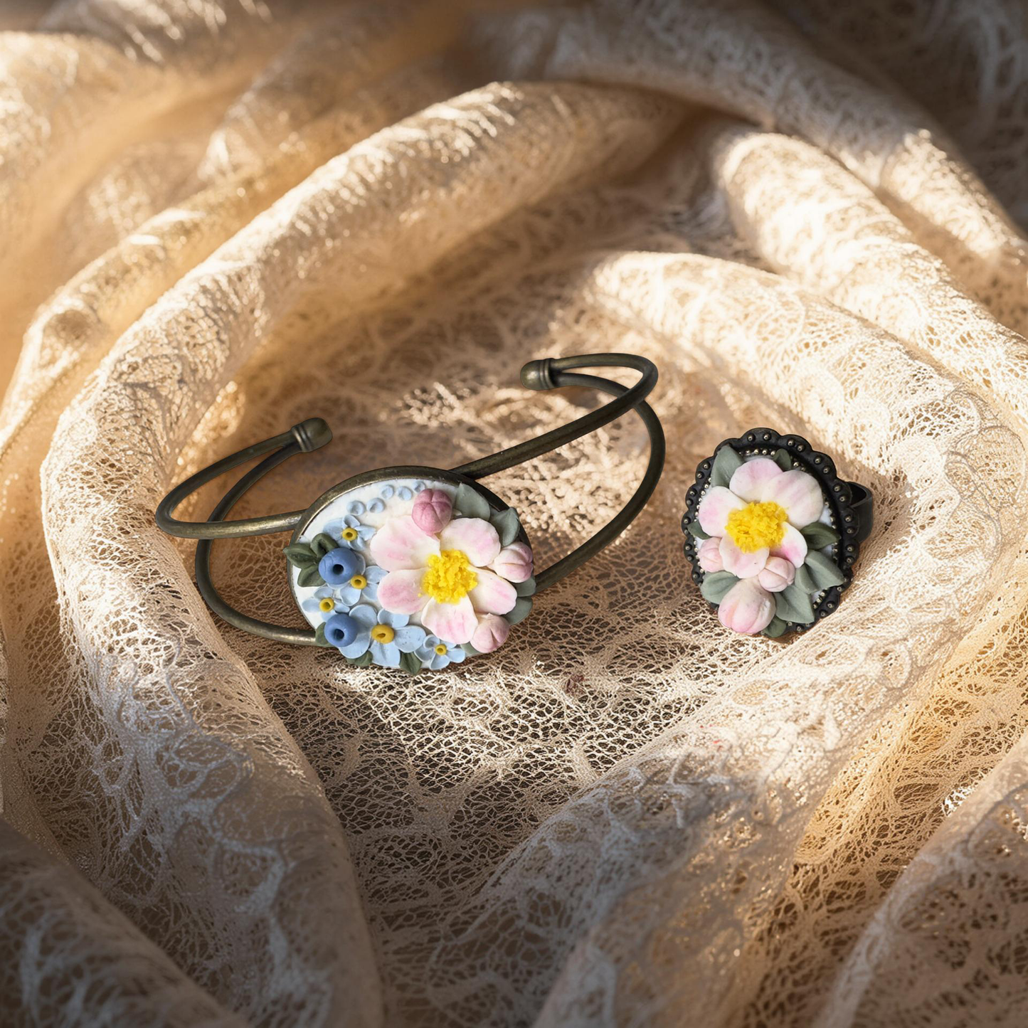 Ābeļziedu miniatūras | gredzens un aproce