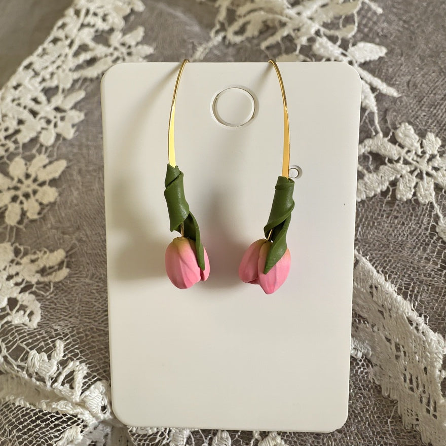 Auskaru glezna | Pavasara Tulpes