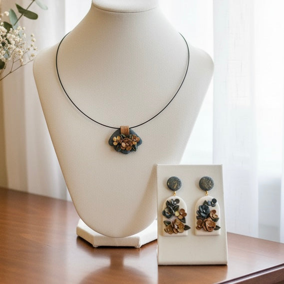 Kaklarota "Elegance” no polimērmāla