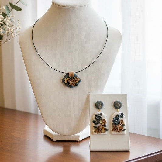 Kaklarota "Elegance” no polimērmāla