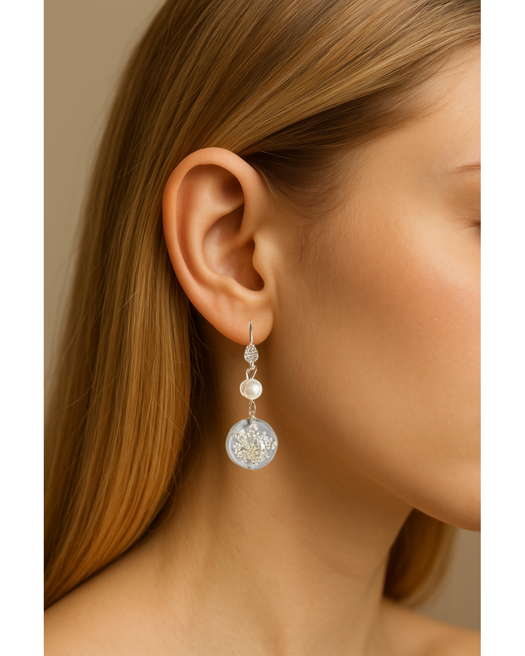 Auskari "Baložkrāsas mežģīnes” ar pērlīti