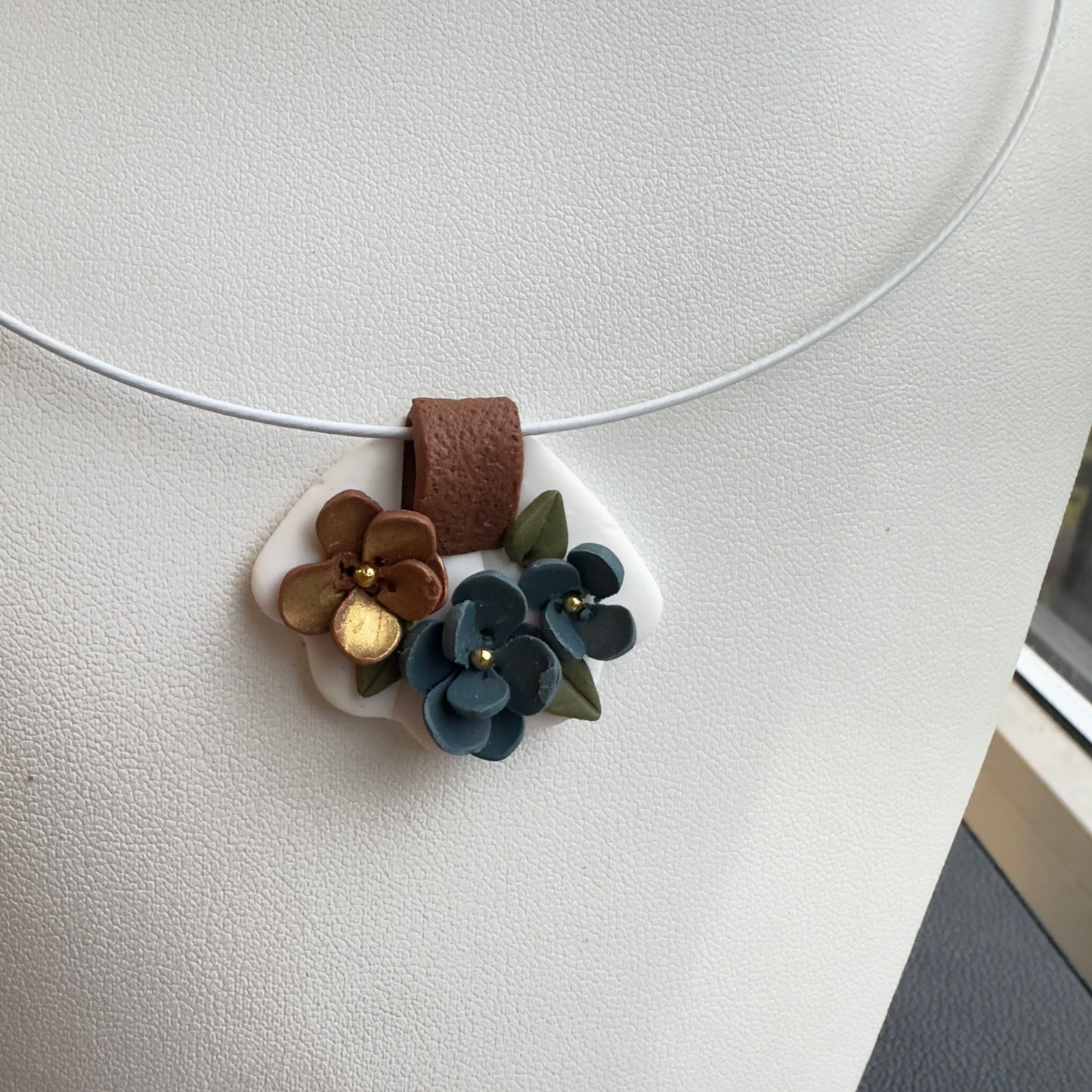 Kaklarota "Elegance”