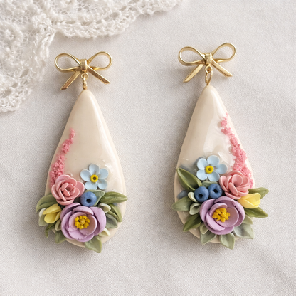 Auskaru glezna “Peonijas zieds” | Pilienveida ar bantīti