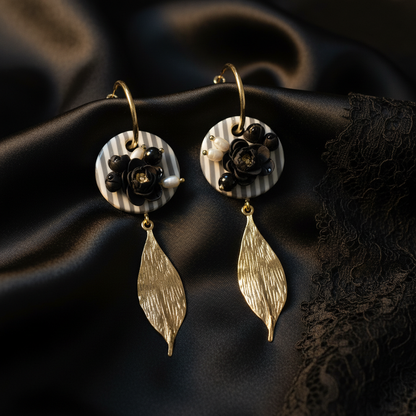 Auskaru glezna “Melnās peonijas”