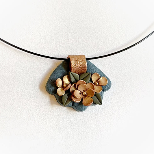 Kaklarota "Elegance” no polimērmāla