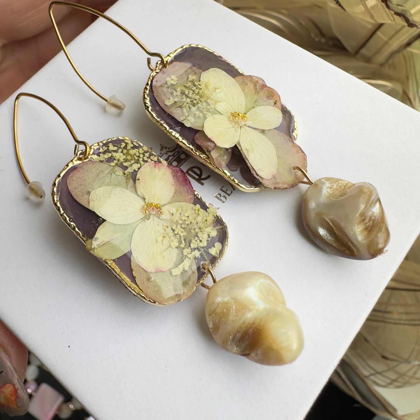 Auskari | Rudens hortenzijas ar pērlīti