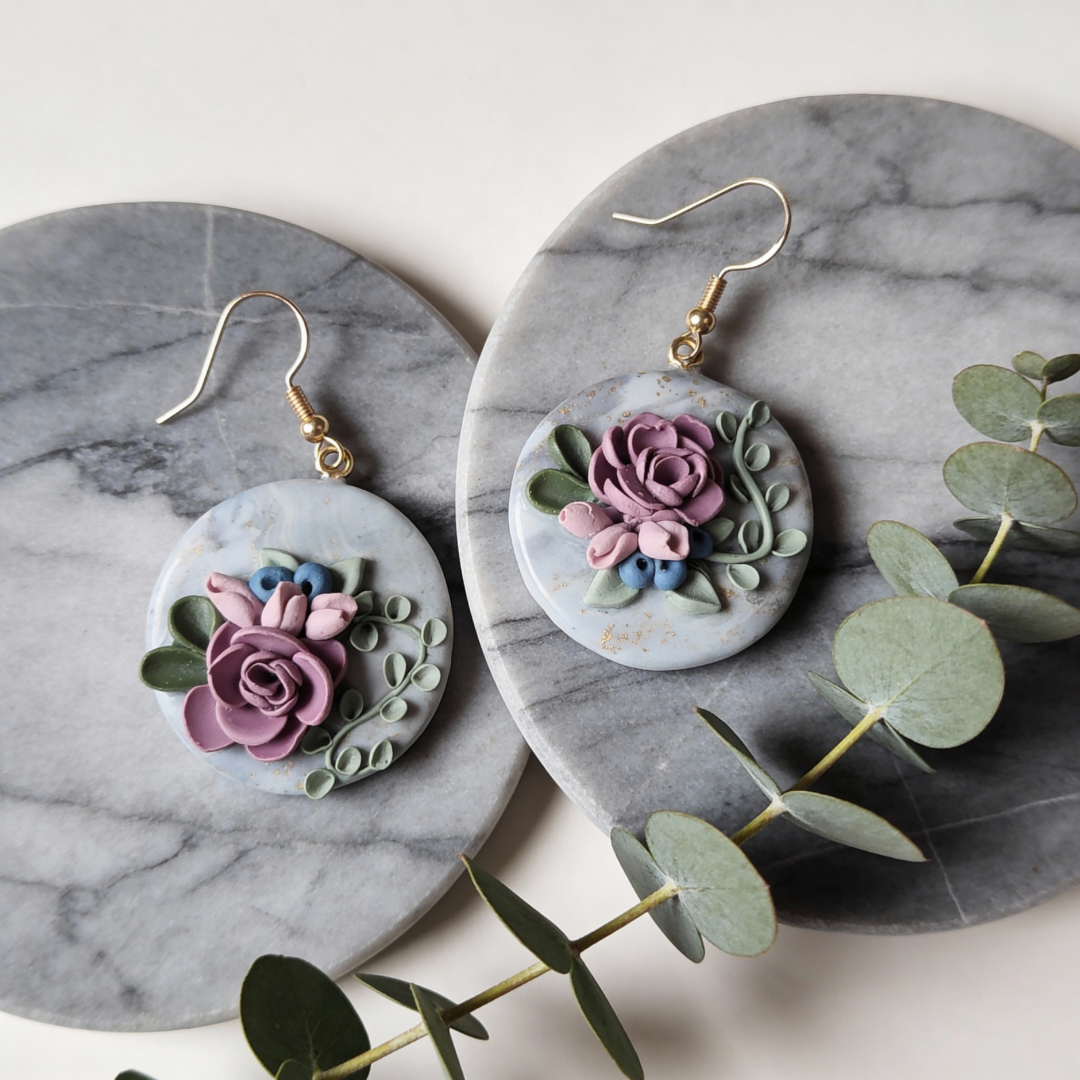 Auskaru glezna Marmora rožu dārzs