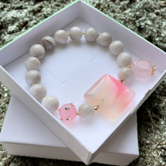 Aproce "Rozā sapnis" | Ahāts ar rozā kvarca piekariņu