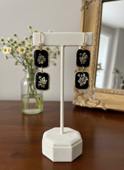 Auskari "Melnās mežģīnes”