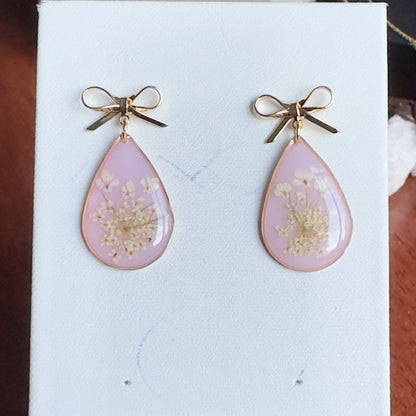 Pilienveida auskari "Mazie ābeļziedi"